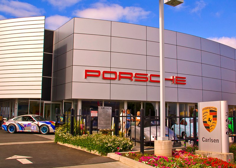 Porsche Redwood City in Redwood, CA 94063