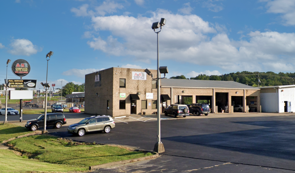A & R Complete Auto Care | Clarksville, TN 37042