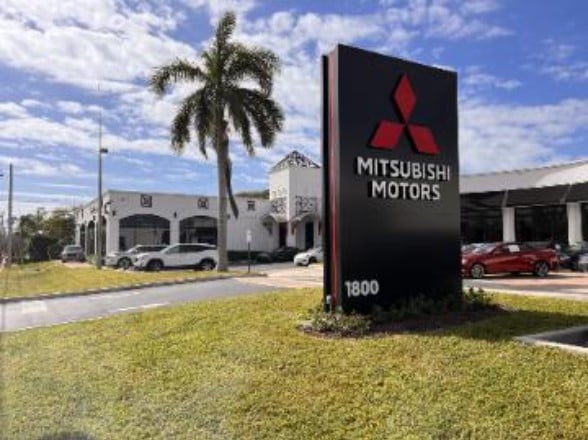 Performance Mitsubishi in Delray Beach, FL 33483