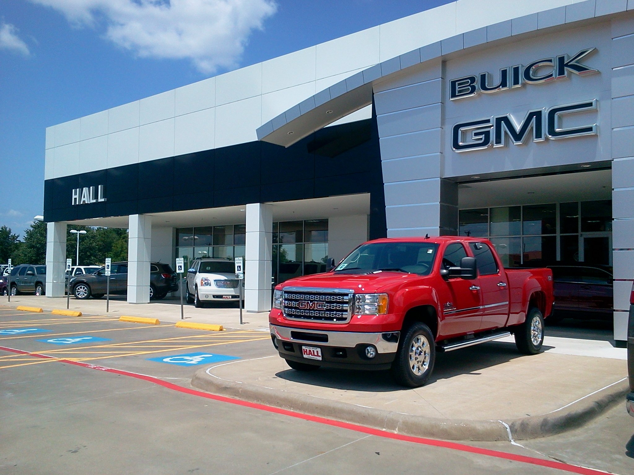 Hall Buick GMC in Tyler, TX 75701