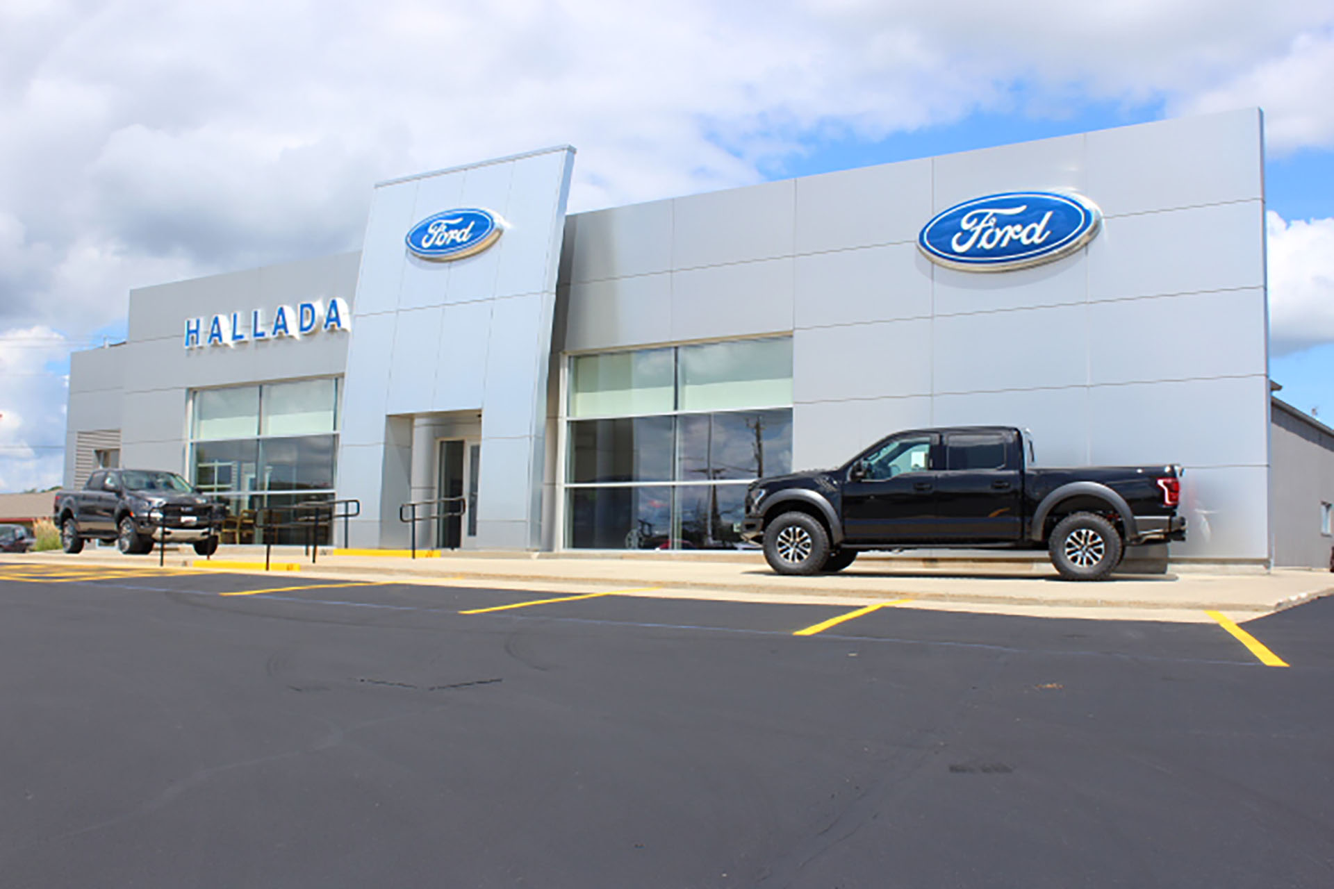 Hallada Motors, Inc. in Dodgeville, WI 53533