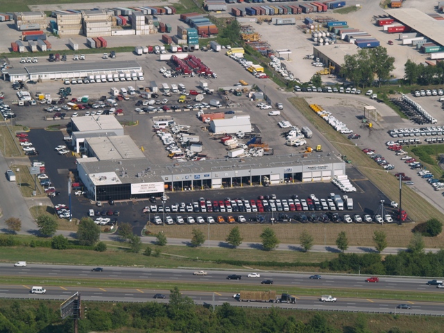 Midway Ford Truck Center in Kansas, MO 64161