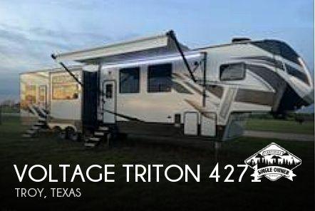 Dutchmen Voltage Triton 4271 Fifth Wheel 2021 for Sale