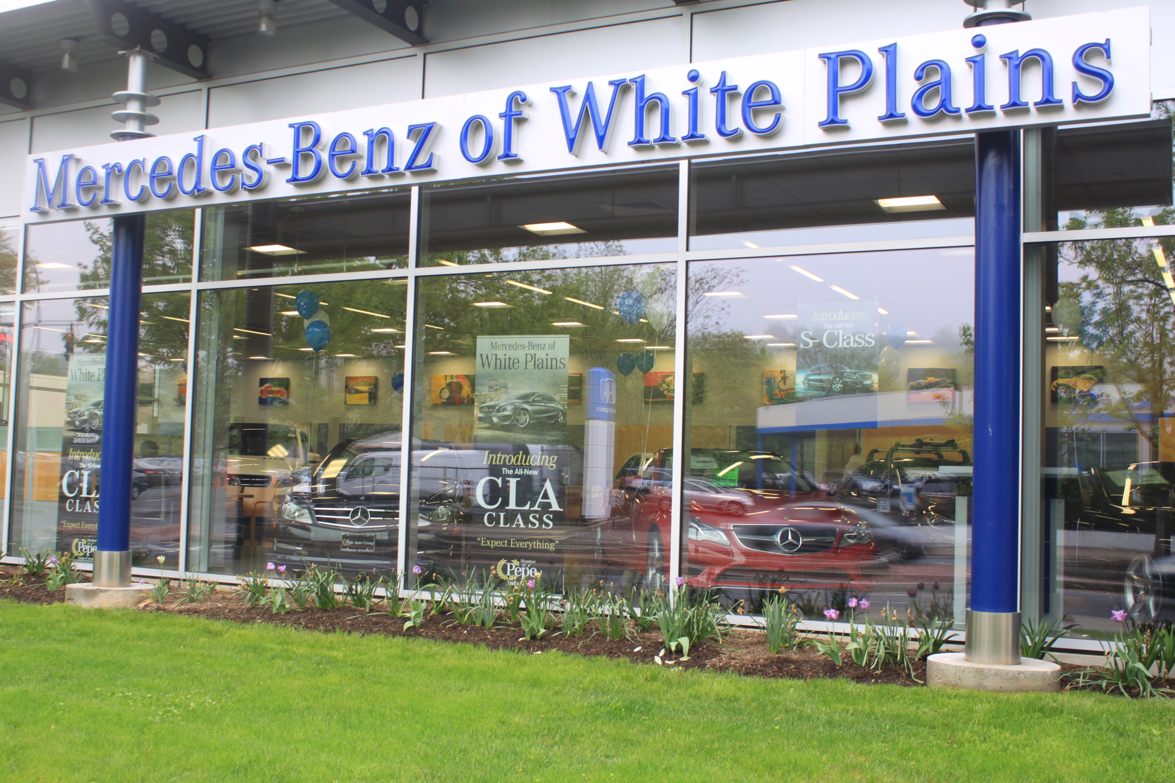 Mercedes-Benz of White Plains in White Plains, NY 10606