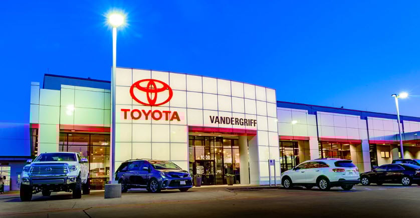 Vandergriff Toyota in Arlington, TX 76017
