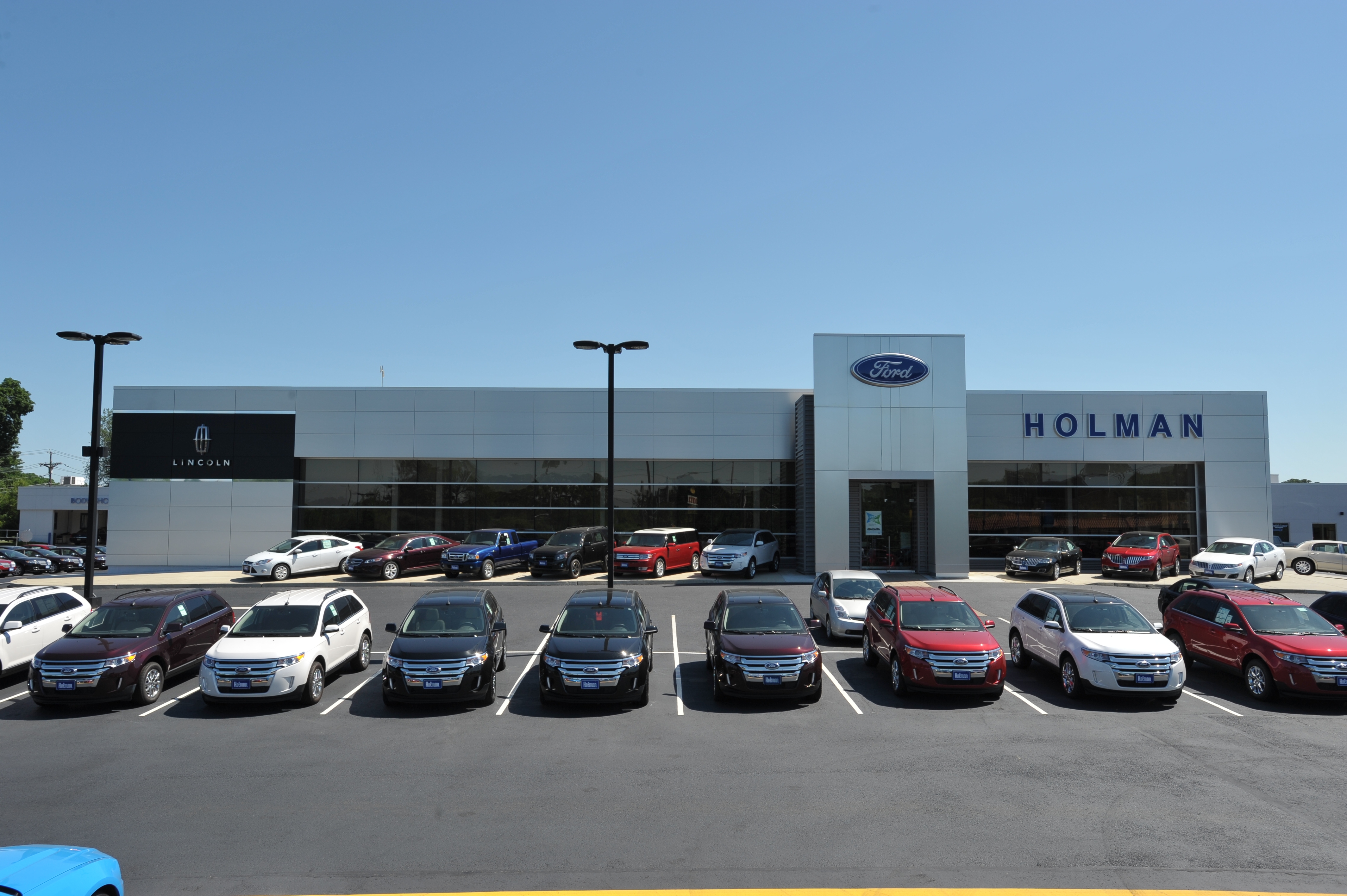 Holman Ford Lincoln Maple Shade in Maple Shade, NJ 08052