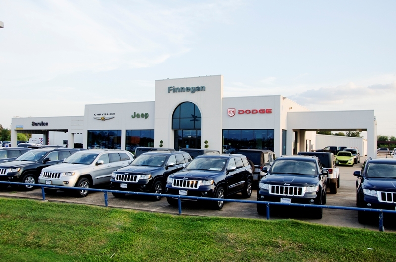 Finnegan Dodge Chrysler Jeep RAM in Rosenberg, TX 77471