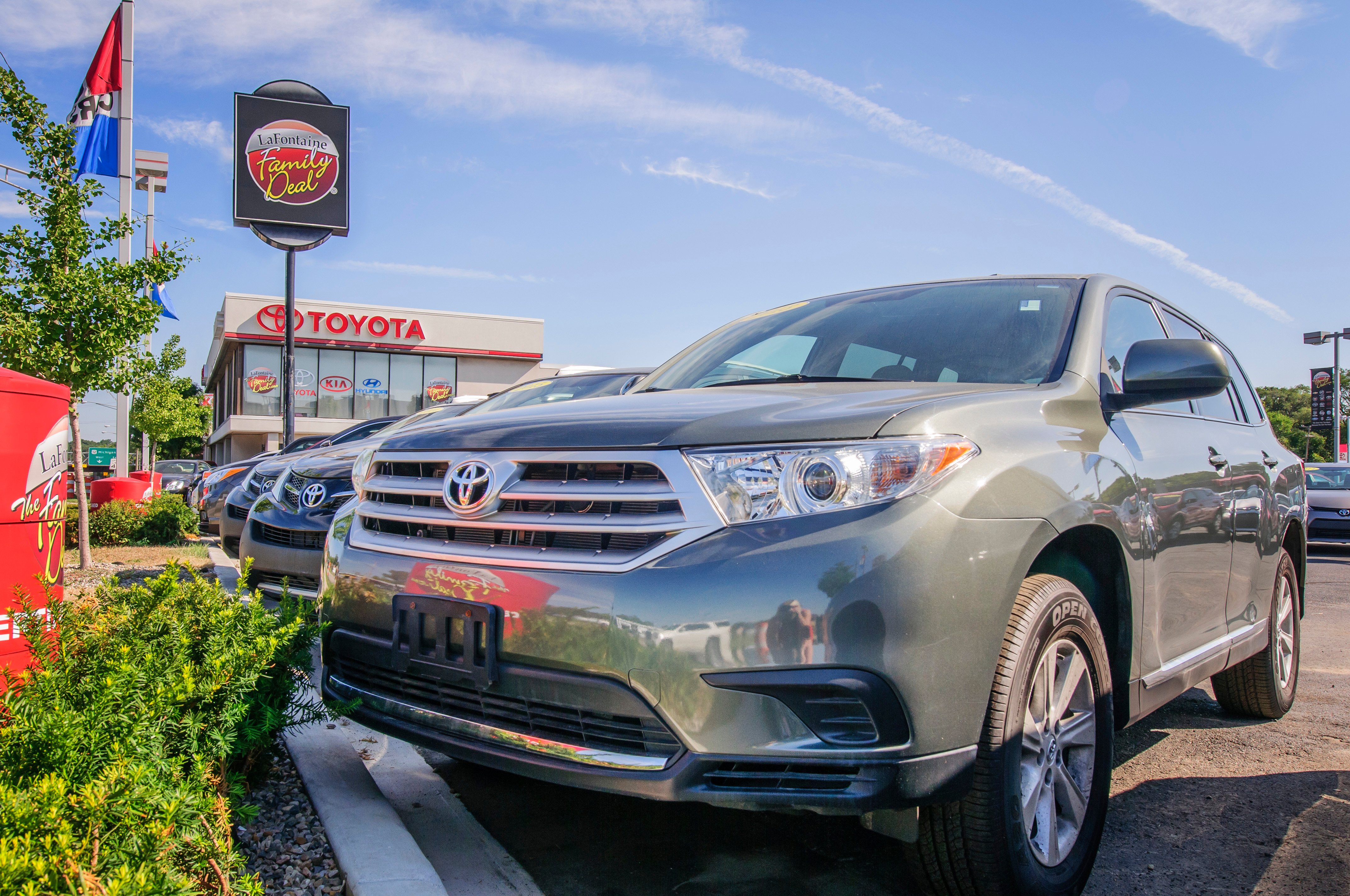 LaFontaine Toyota KIA of Dearborn in Dearborn, MI 48124