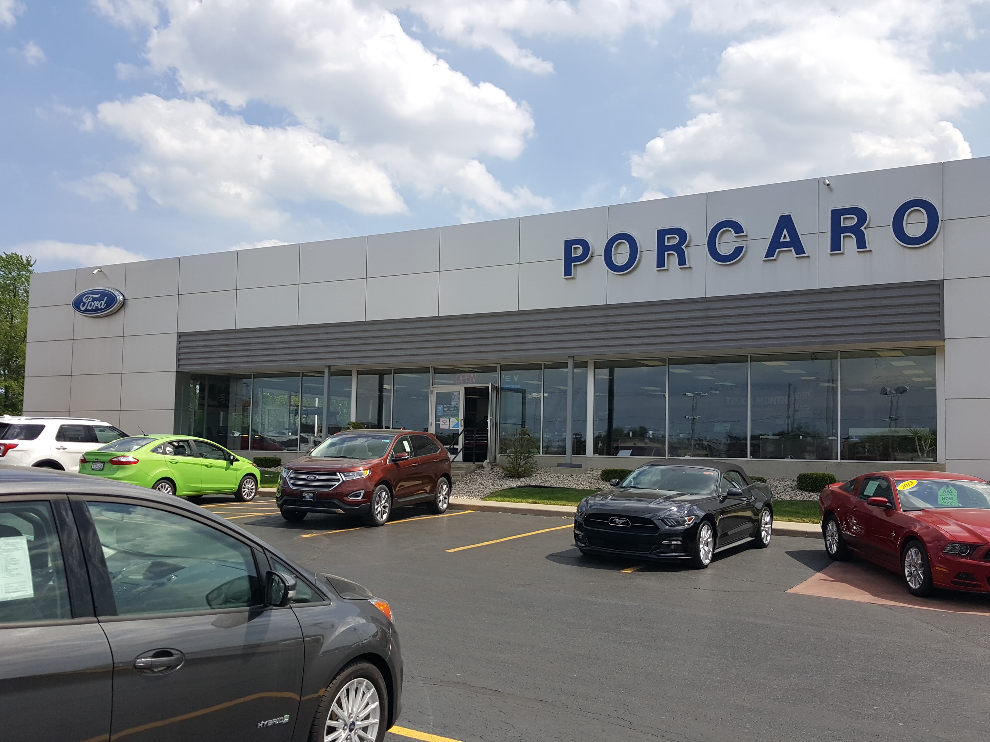 Porcaro Ford in Racine, WI 53406