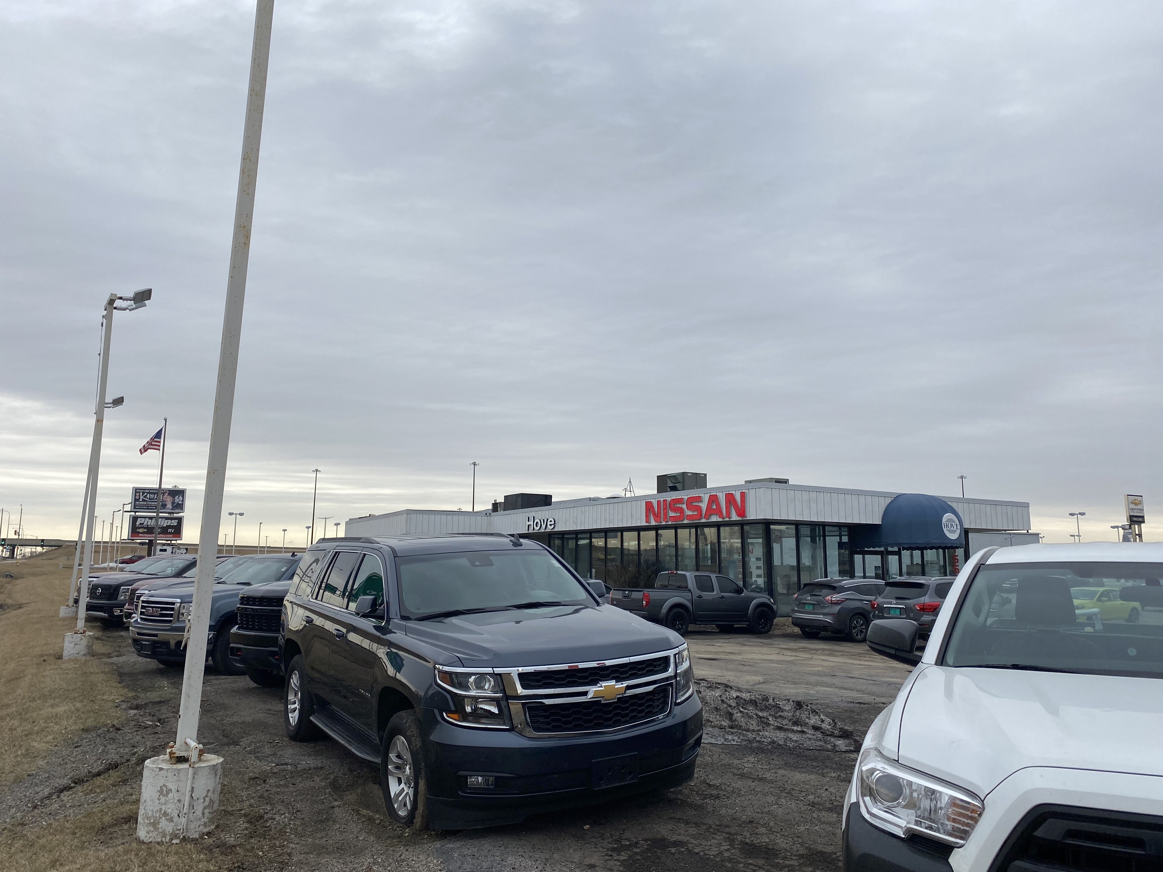 Hove Nissan in Bradley, IL 60915