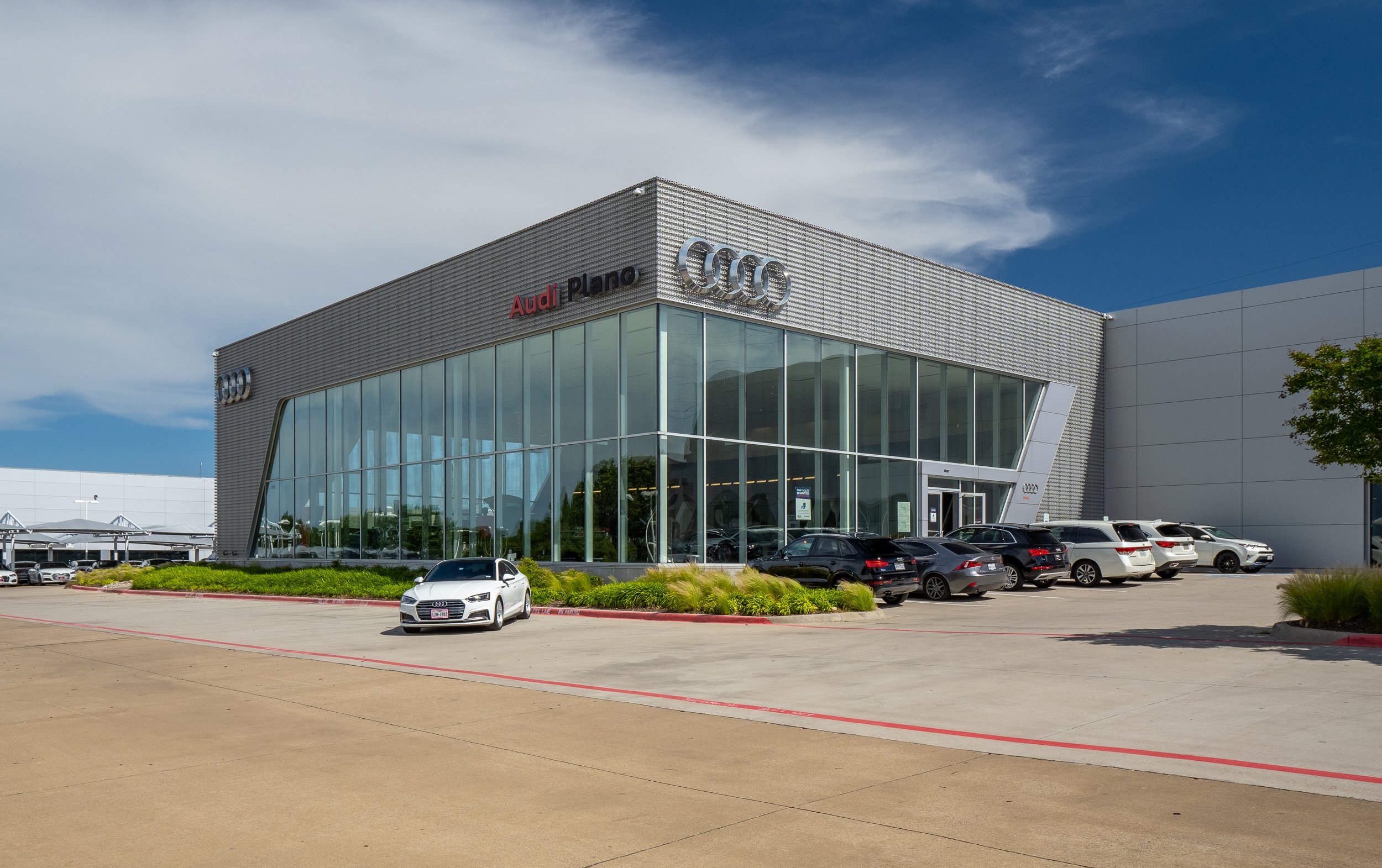Audi Plano in Plano, TX 75093
