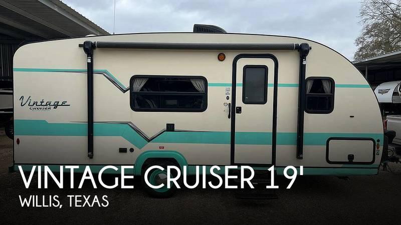 2018 Gulf Stream Vintage Cruiser 19RBS 19ft for Sale