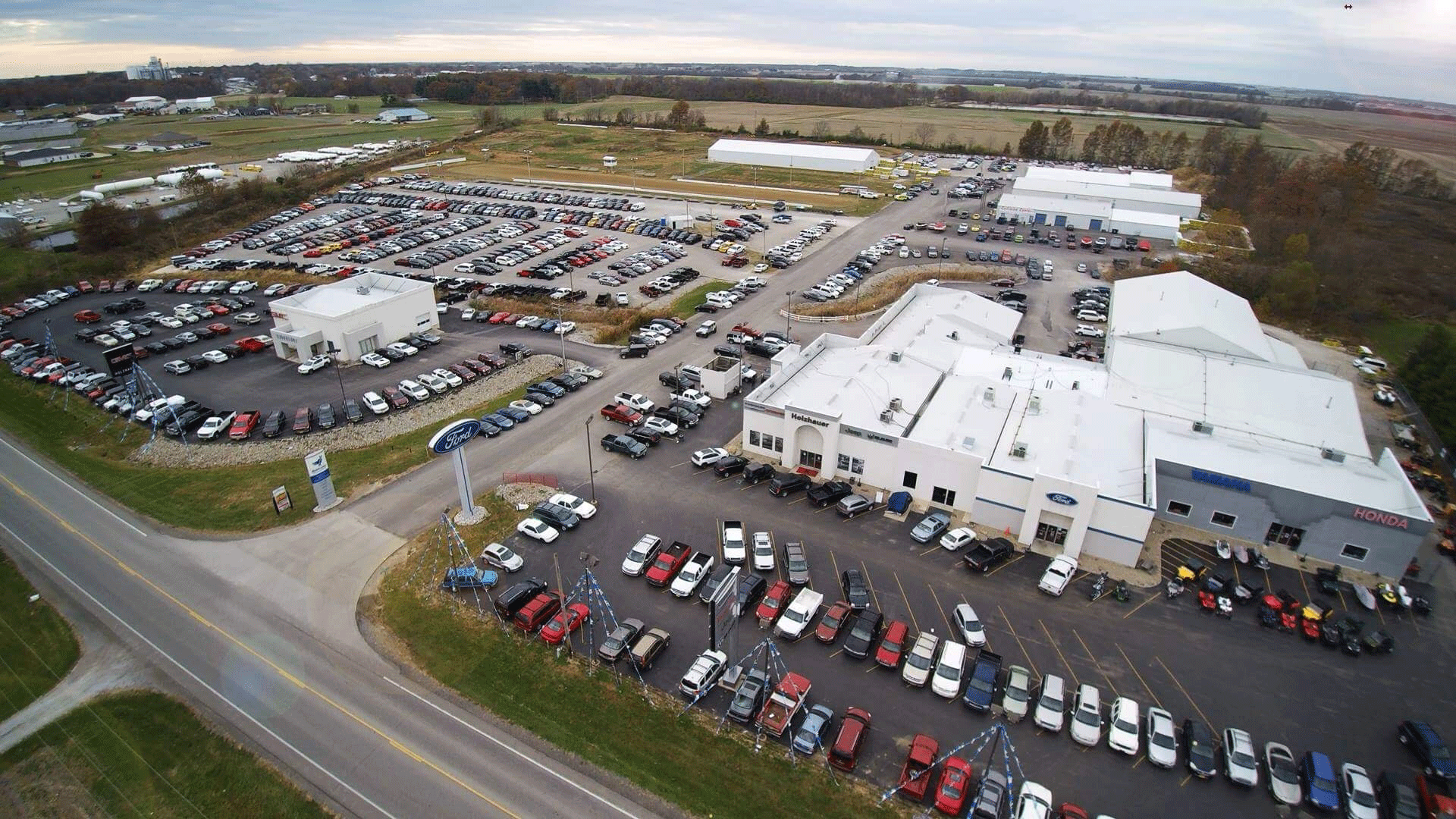 Holzhauer Auto Group in Nashville, IL 62263