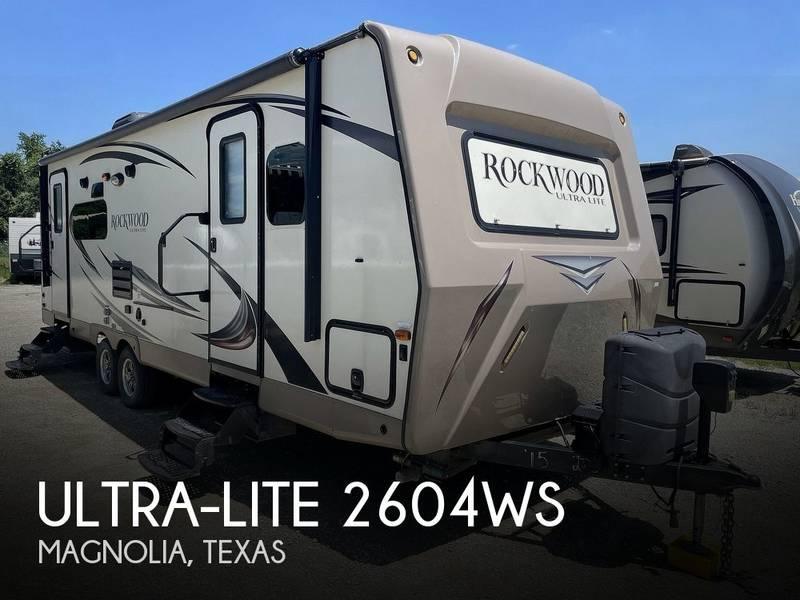 2015 Rockwood Ultra-lite 2604WS 26ft for Sale