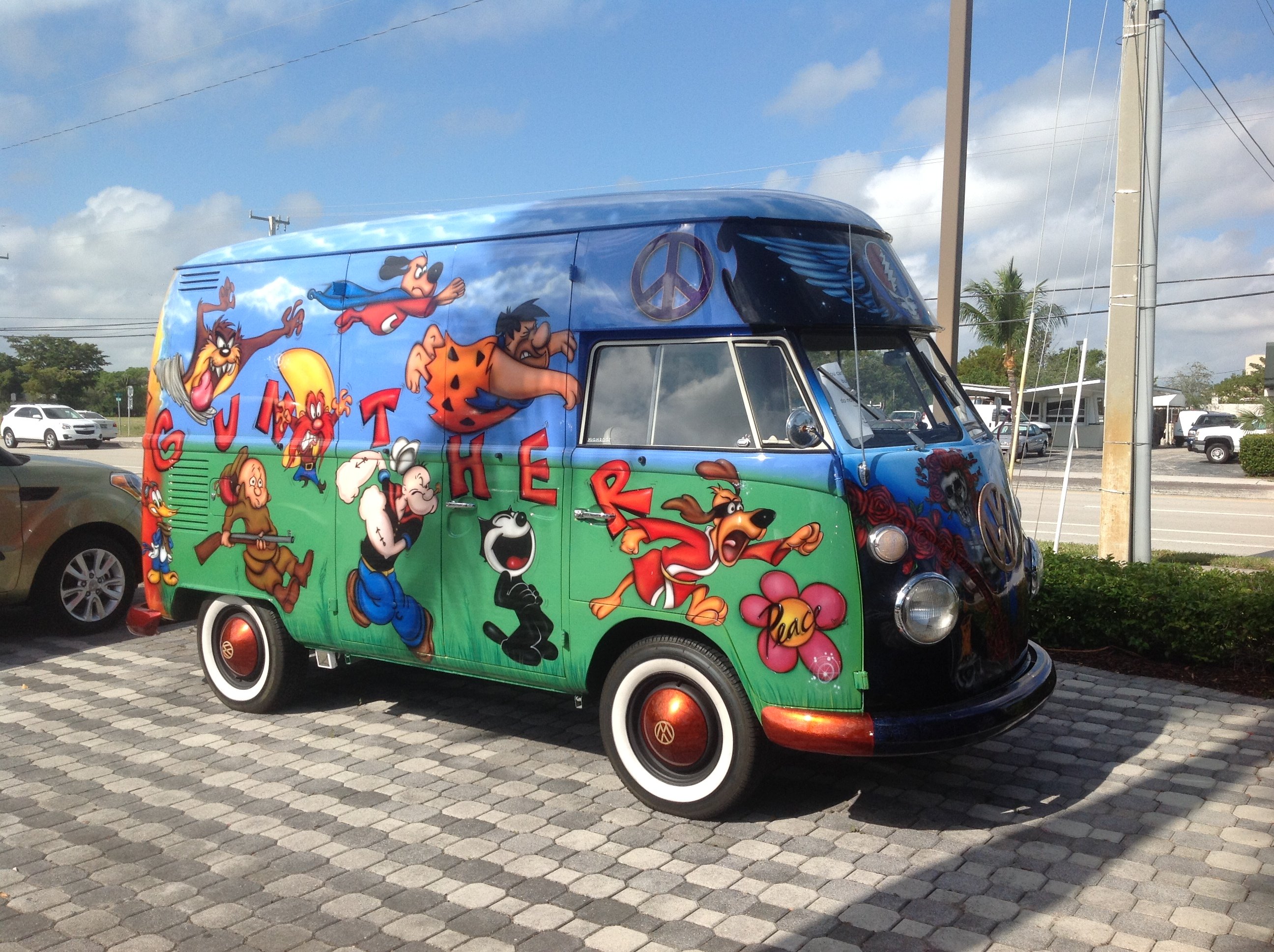 Gunther Volkswagen Delray Beach in Delray Beach, FL 33483