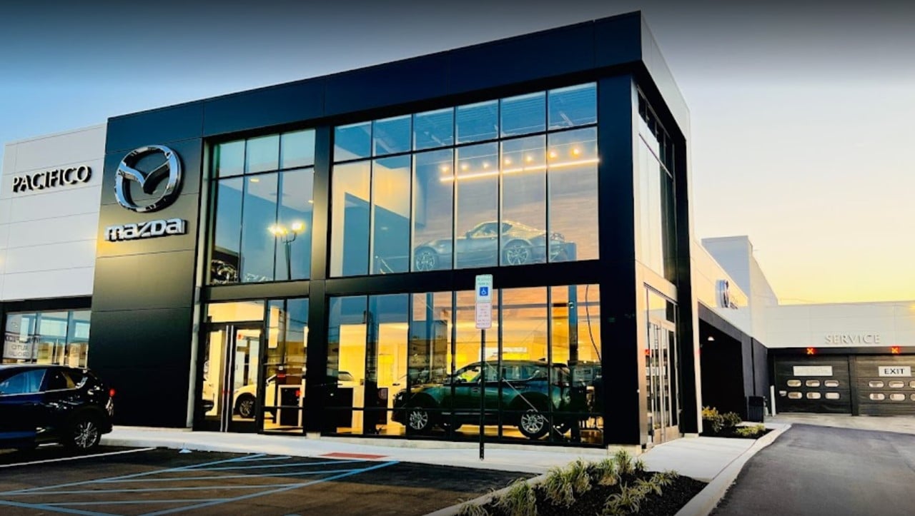 PACIFICO HYUNDAI MAZDA in Philadelphia, PA 19153