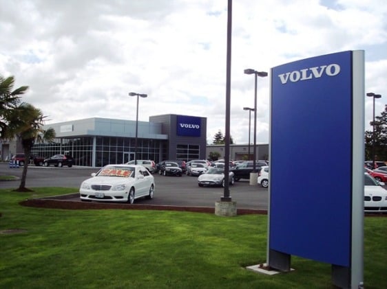 Volvo Cars Tacoma in Fife, WA 98424