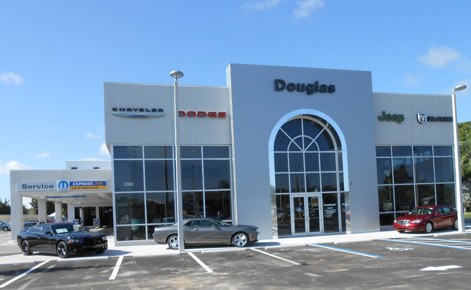 Douglas Jeep Chrysler Dodge Ram in Venice, FL 34293