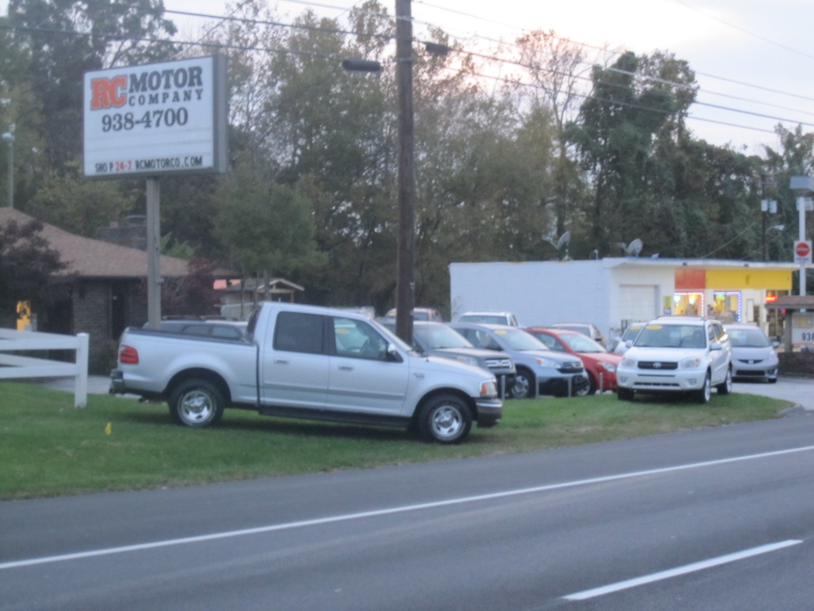 RC Motor Company in Powell, TN 37849