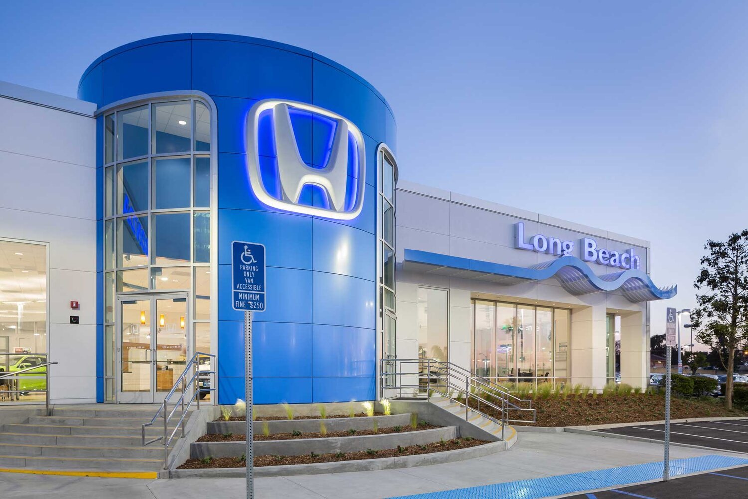 Long Beach Honda in Signal Hill, CA 90755