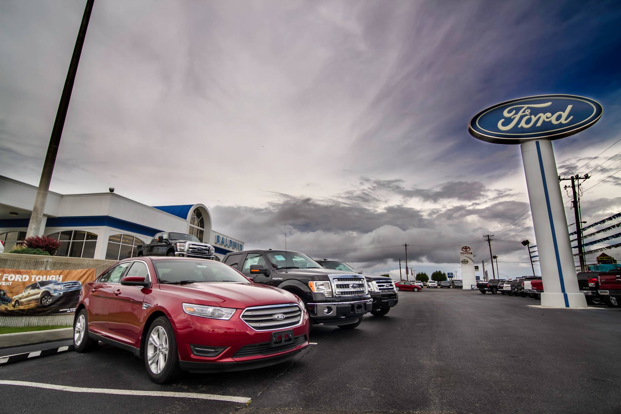 Baldwin Ford Toyota in Poplar Bluff, MO 63901