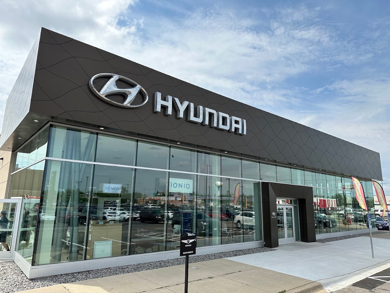 St. Cloud Hyundai in Waite Park, MN 56387