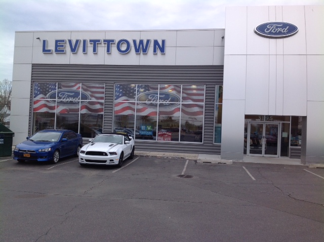 Levittown Ford in Levittown, NY 11756