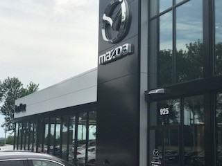 Lou Fusz Mazda in Creve Coeur, MO 63141
