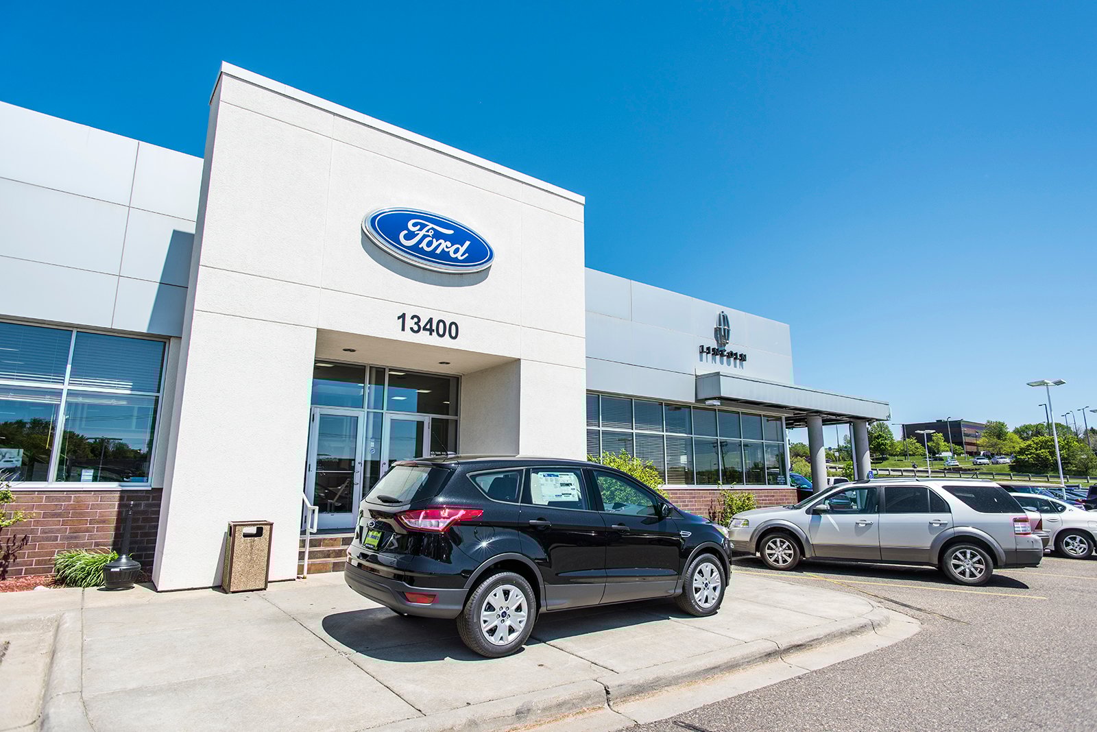 Morrie's Minnetonka Ford in Hopkins, MN 55305