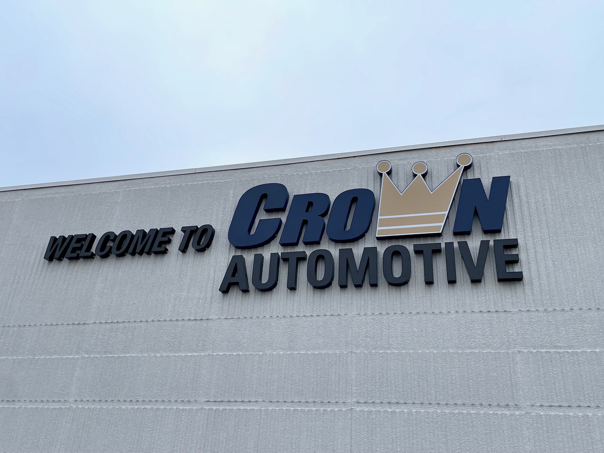 Crown Volkswagen in Lawrence, KS 66046