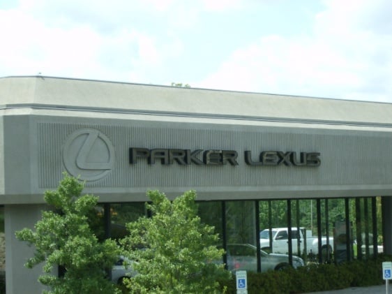 Parker Lexus in Little Rock, AR 72211