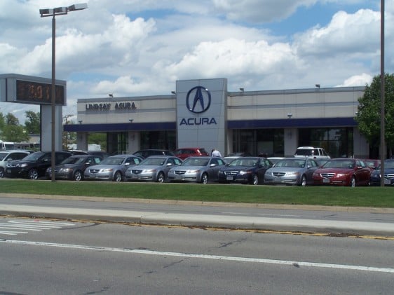 Lindsay Acura in Columbus, OH 43232
