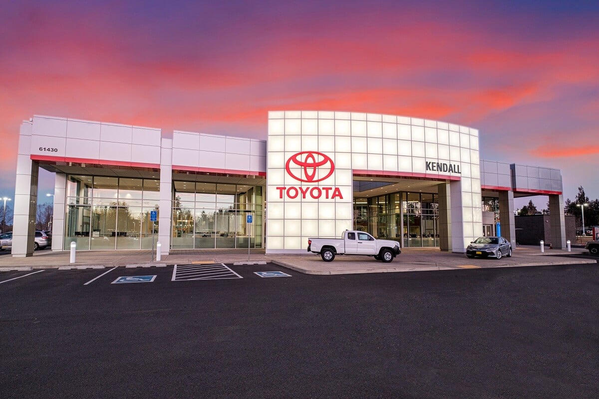 Kendall Toyota Bend in Bend, OR 97702