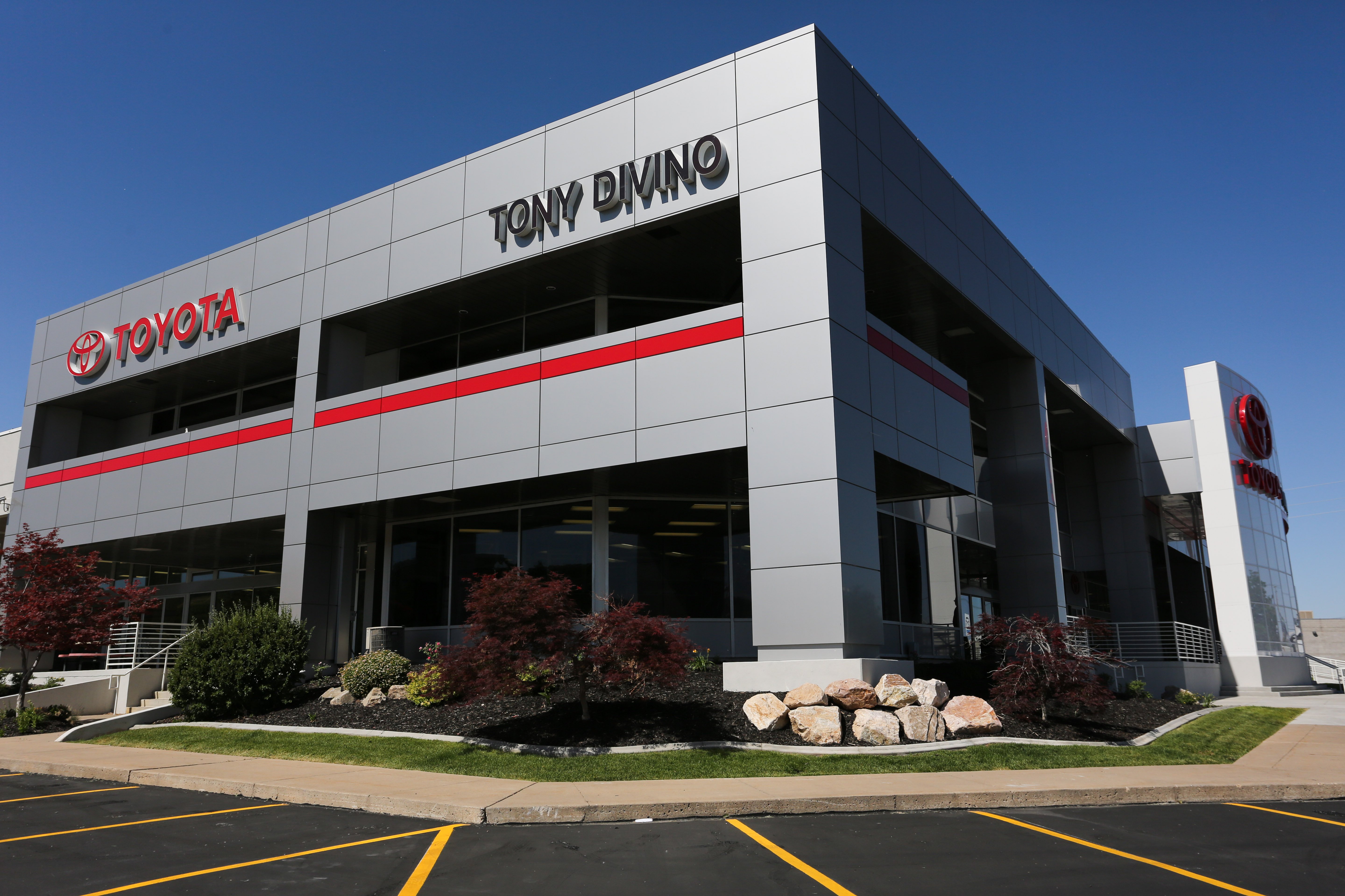 Tony Divino Toyota in Riverdale, UT 84405