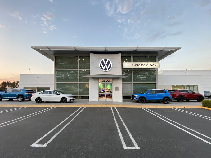 Cardinale Way Volkswagen in Corona, CA 92882