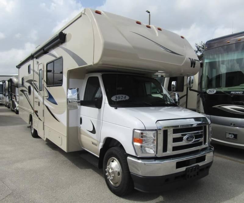 2024 Winnebago Minnie Winnie WF331H 33ft for Sale