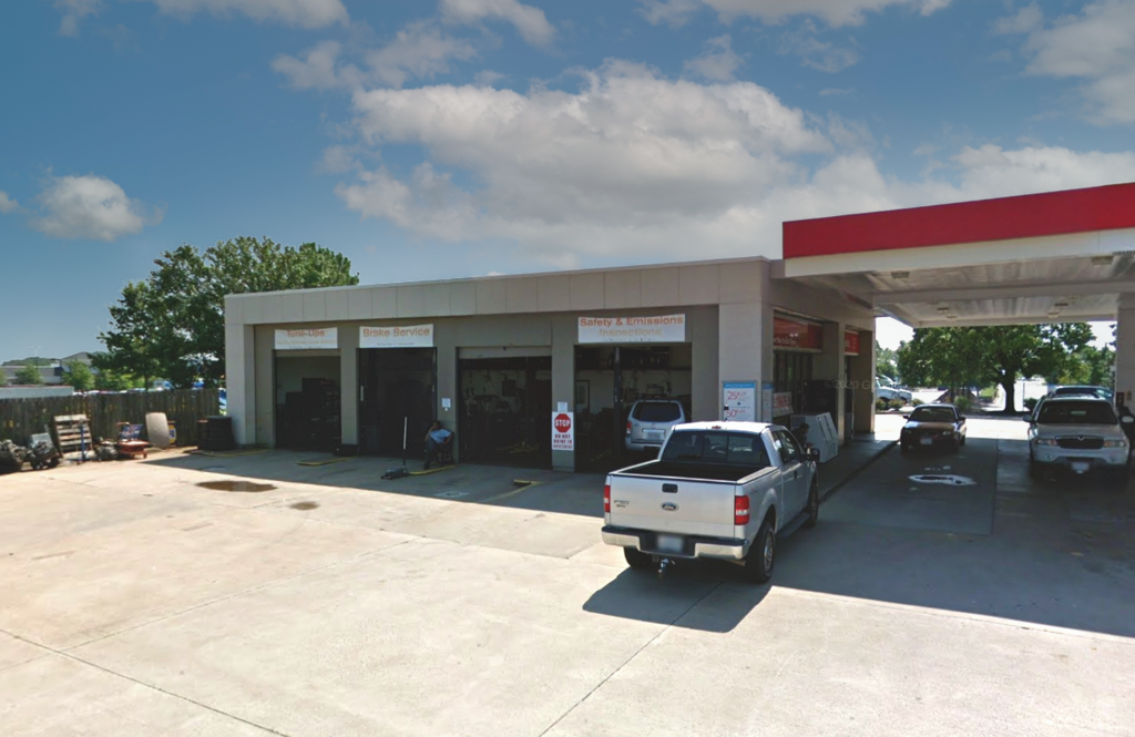 Exxon Smoketown Service Center | Woodbridge, VA 22192