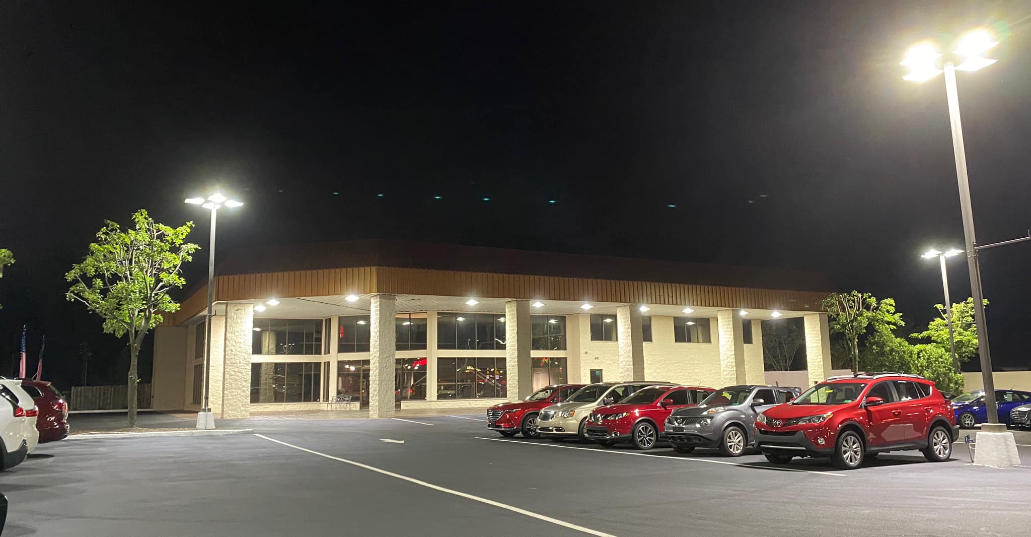 44 Auto Mart Dixie in Louisville, KY 40216
