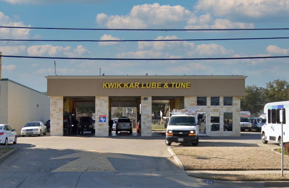 Kwik Kar on University | Fort Worth, TX 76107