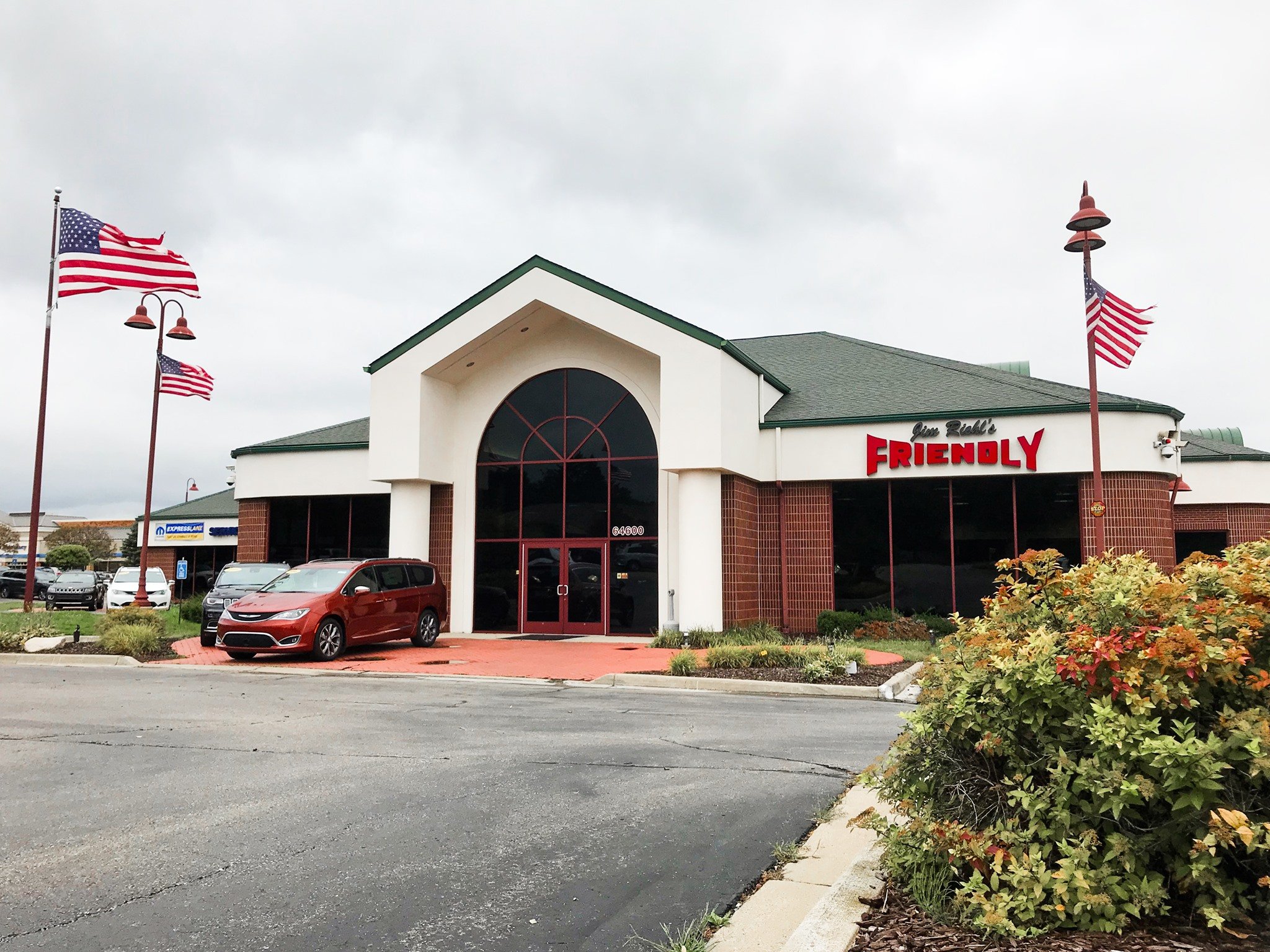 Jim Riehl's Friendly Chrysler Dodge Jeep RAM of Romeo in Washington, MI 48095