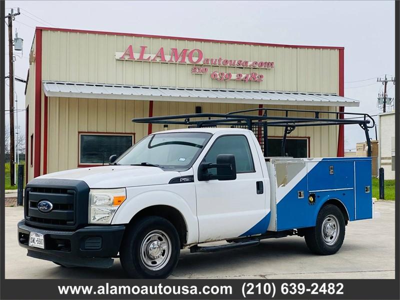 2015 Ford F-250 SD XLT 2WD REGULAR CAB PICKUP 2-DR for Sale