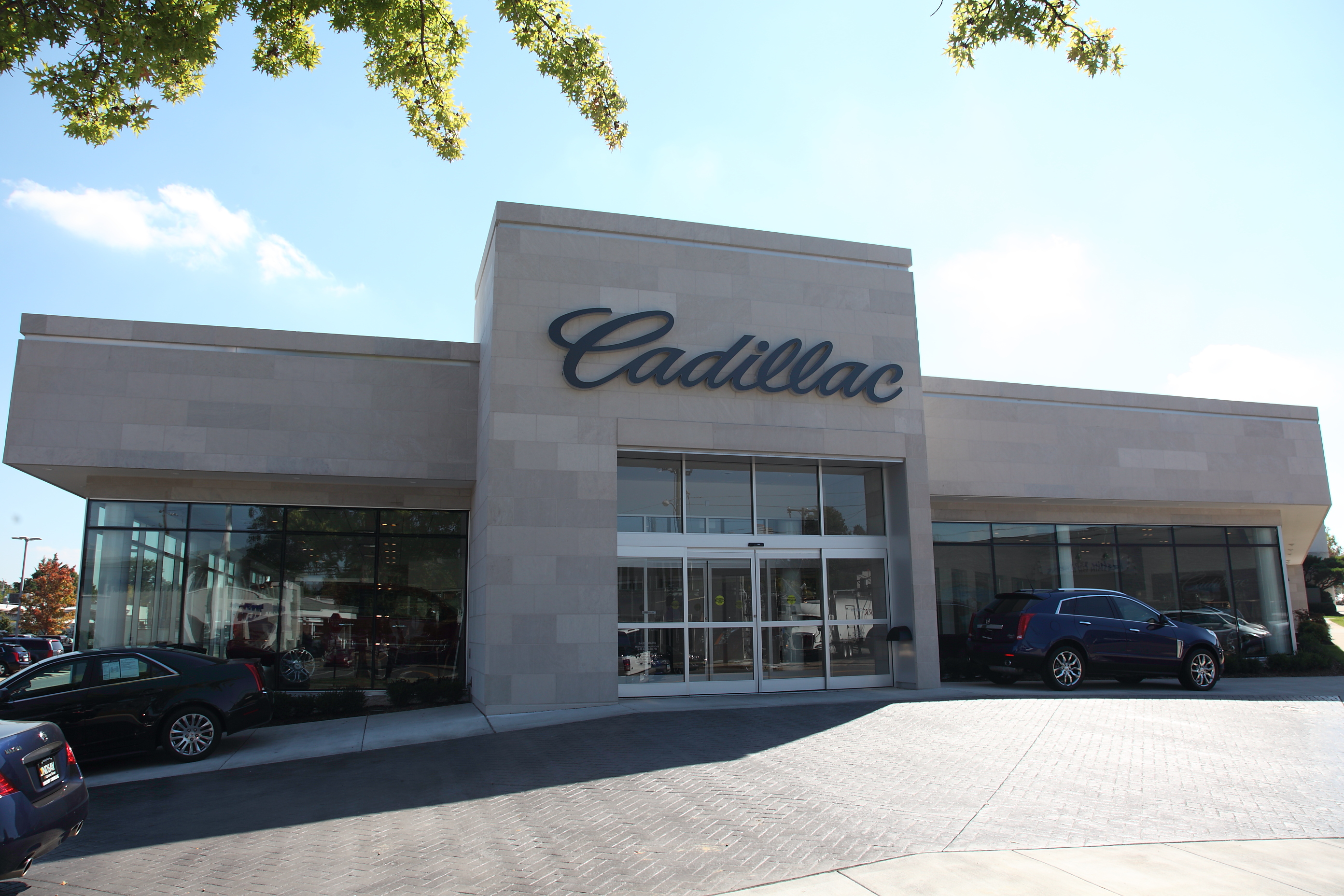 Lindsay Cadillac in Alexandria, VA 22314