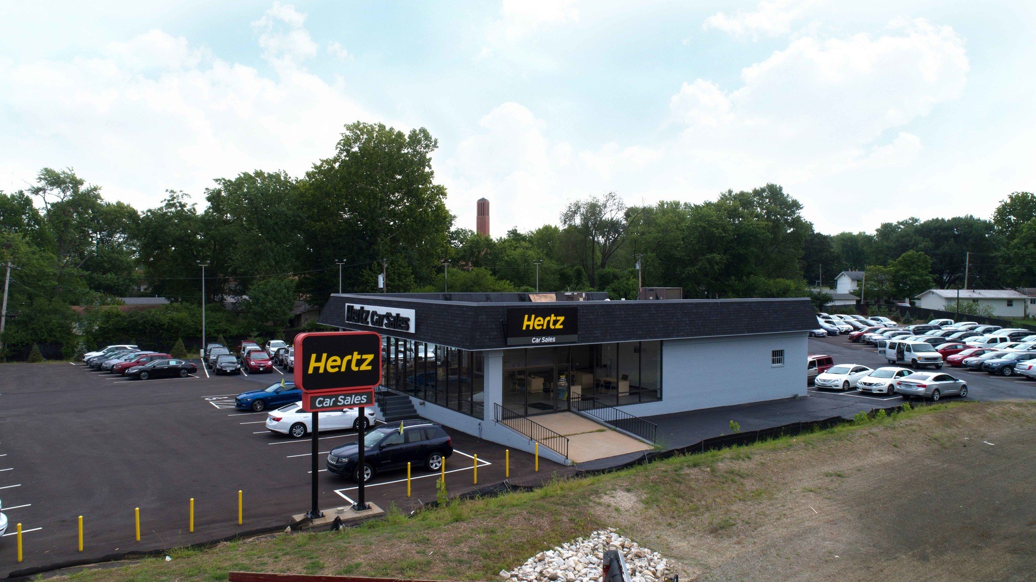 Hertz Car Sales St. Louis in Florissant, MO 63031