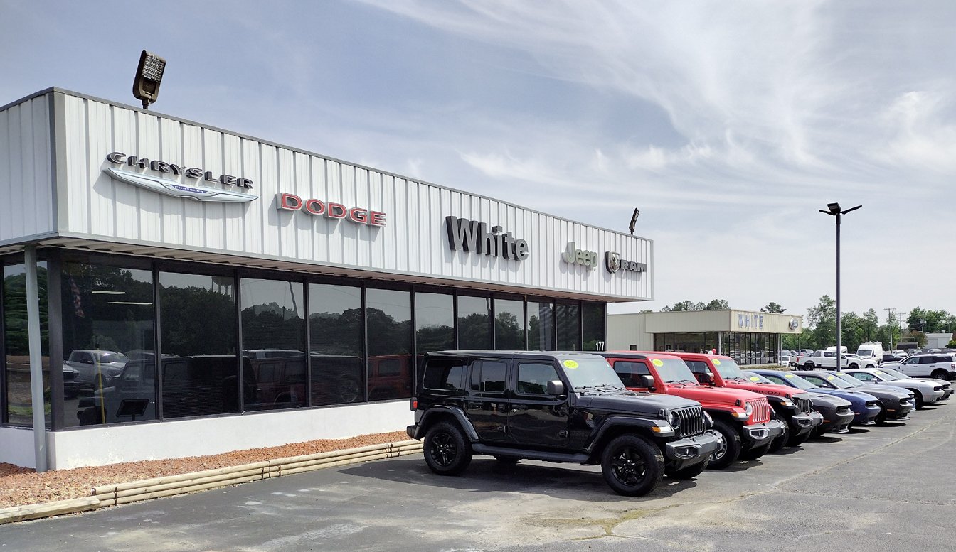 White Chrysler Jeep Dodge Ram Ford in Roanoke Rapids, NC 27870