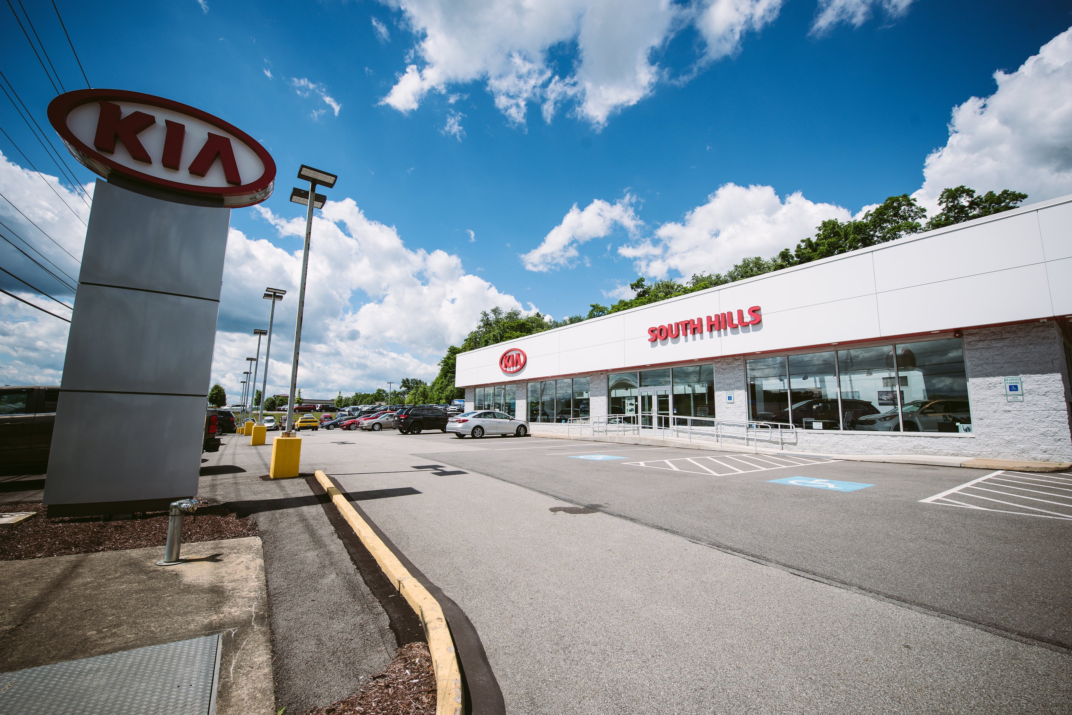 South Hills Kia in McMurray, PA 15317
