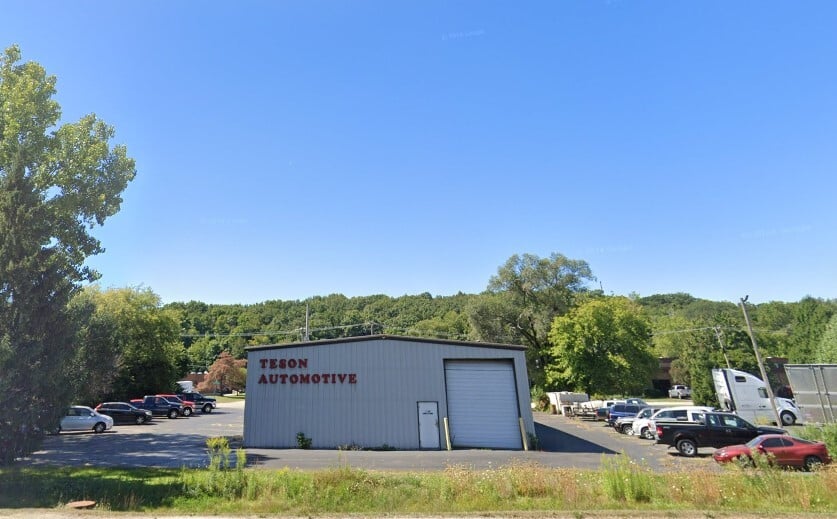 Teson Automotive | Algonquin, IL 60102