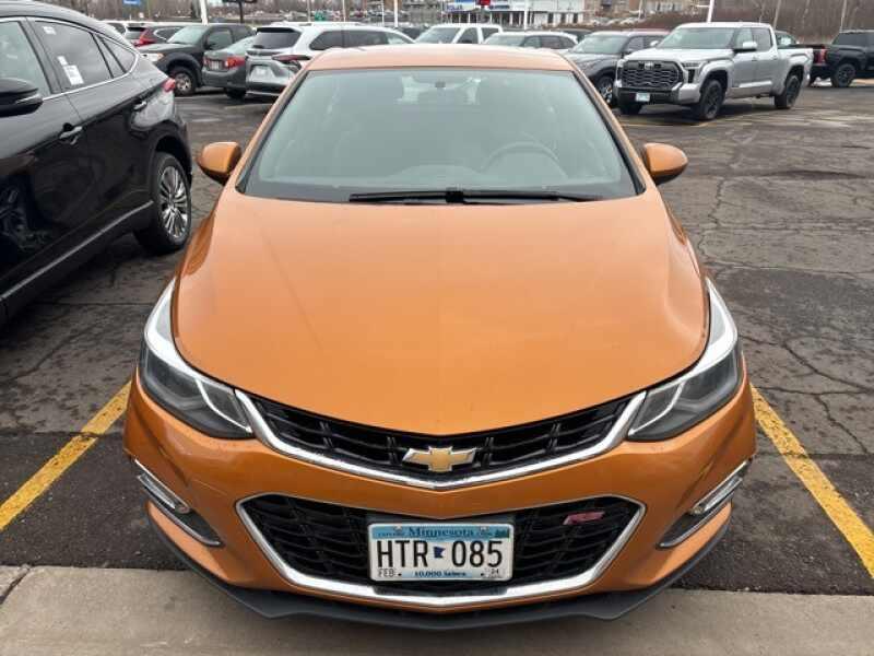 2017 Chevrolet Cruze Orange, 87K miles for Sale