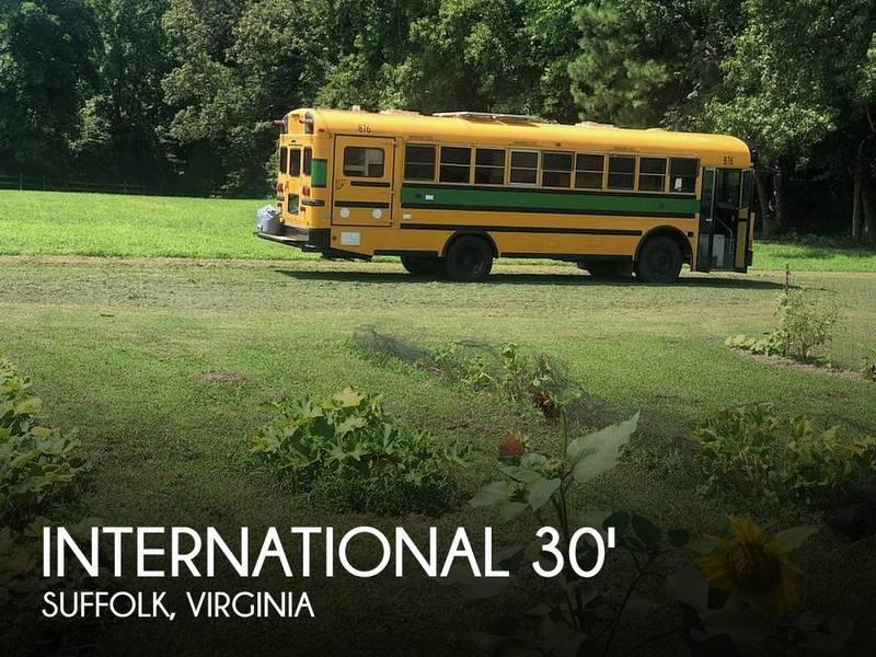 2002 International International 3500 Skoolie 30ft for Sale