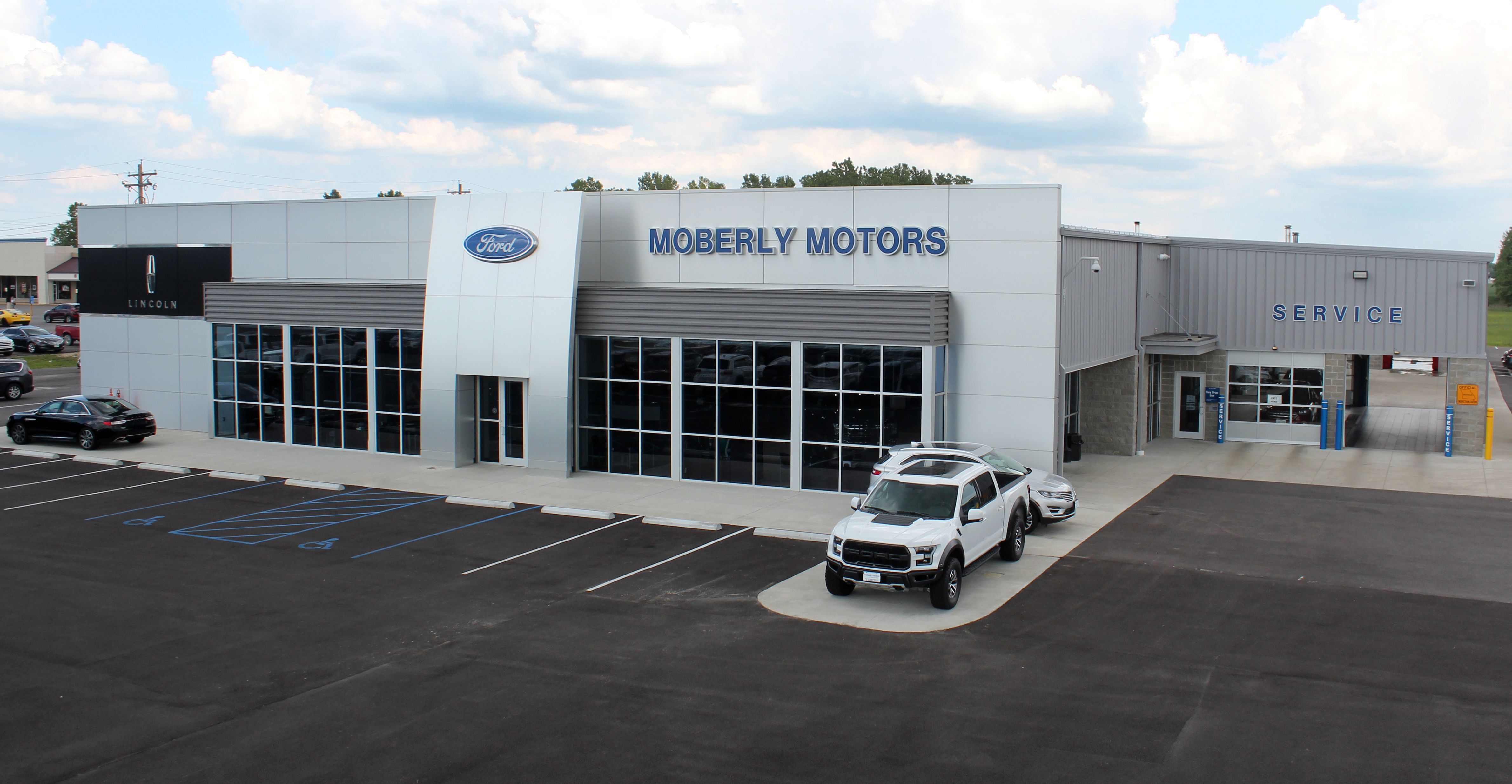 Moberly Motor Co in Moberly, MO 65270