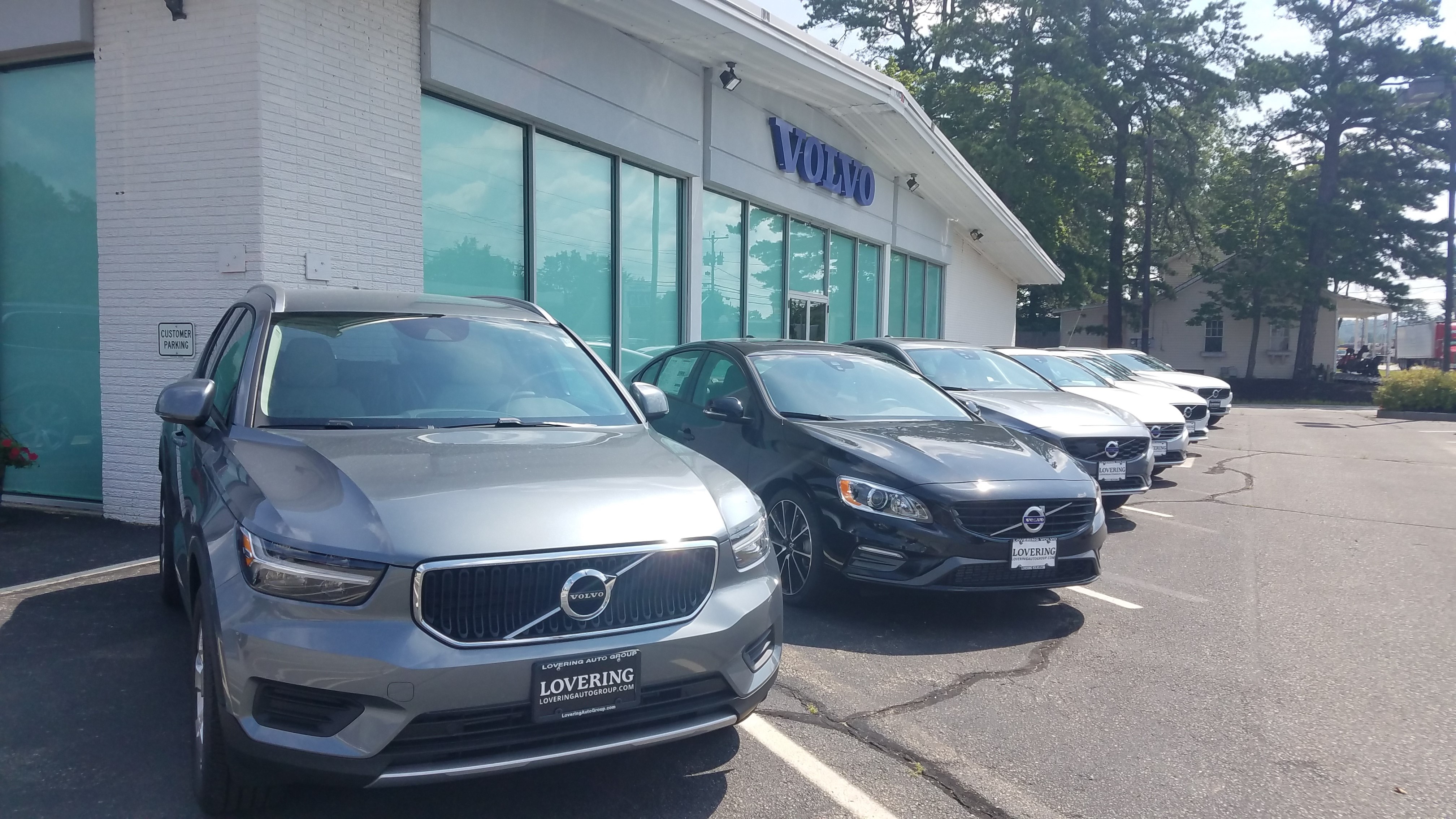 Lovering Volvo Cars Concord in Concord, NH 03301